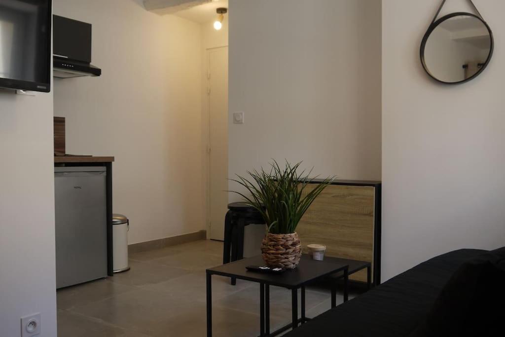 Petit Cocon Douillet Climatise Pour 2 Pers Appartement La Crau Buitenkant foto