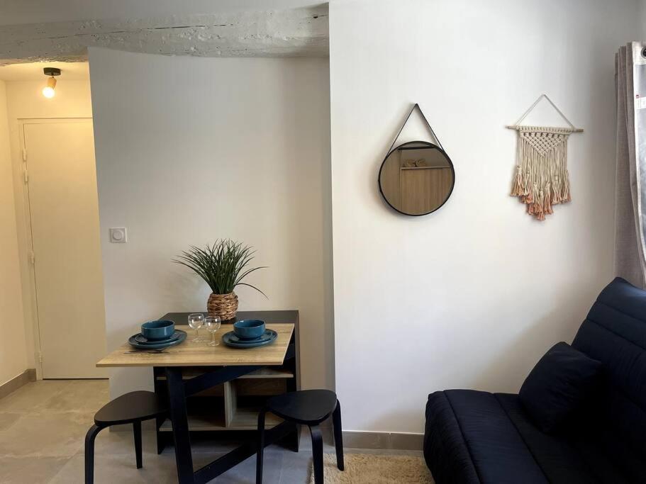 Petit Cocon Douillet Climatise Pour 2 Pers Appartement La Crau Buitenkant foto